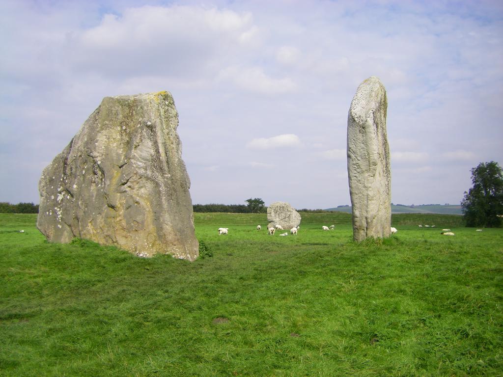 Avebury Life Panzió Kültér fotó
